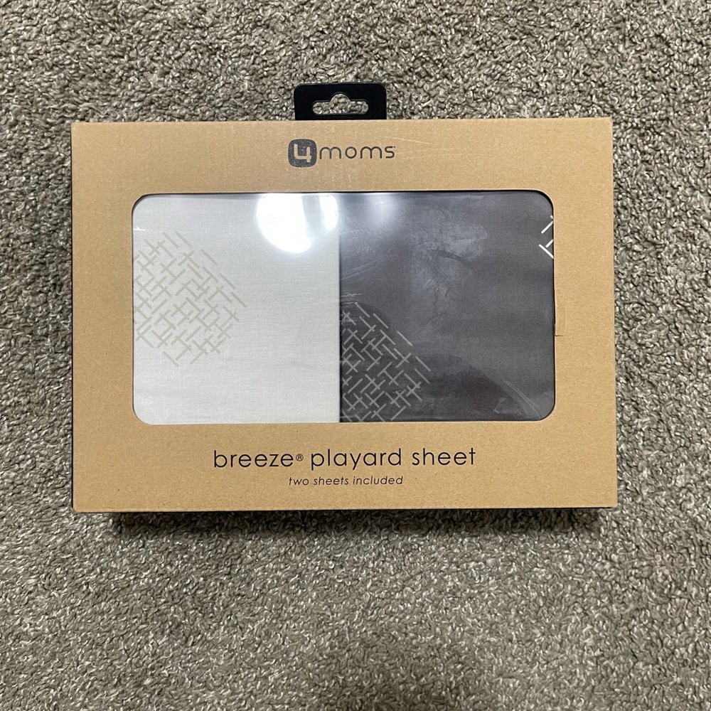 4moms Breeze Playard Sheet Set - White and Gray